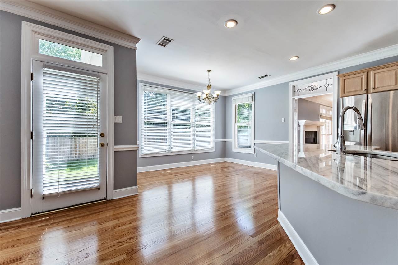 1880 Grovecrest Road Germantown, TN 38139 - Photo 11 of 25 Gallery Image 11