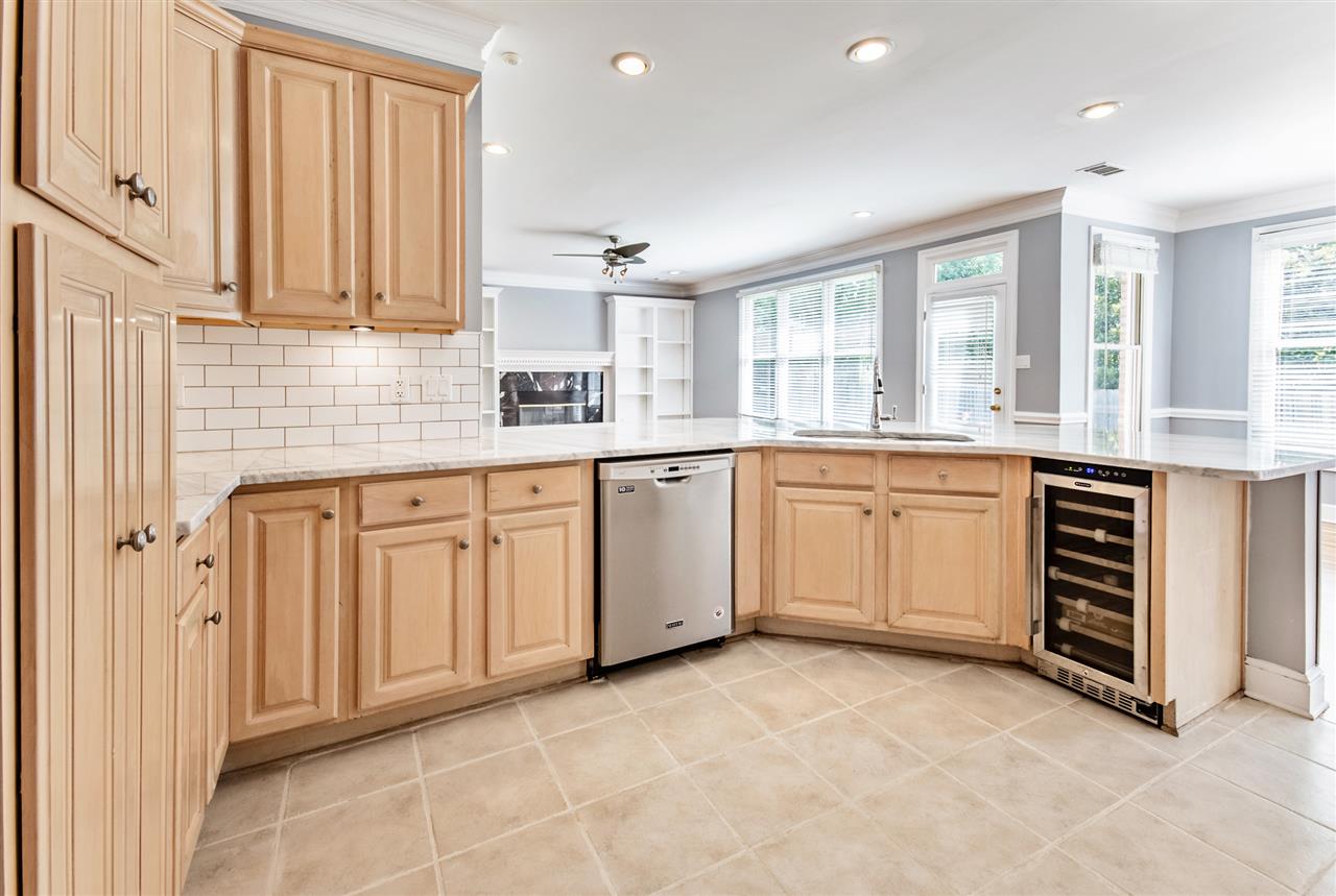 1880 Grovecrest Road Germantown, TN 38139 - Photo 12 of 25 Gallery Image 12
