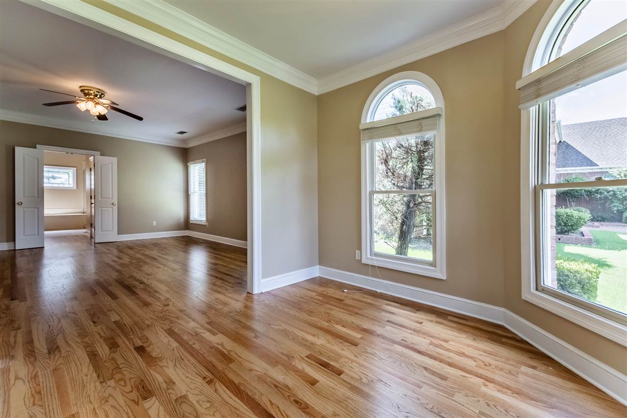 1880 Grovecrest Road Germantown, TN 38139 - Photo 17 of 25 Gallery Image 17
