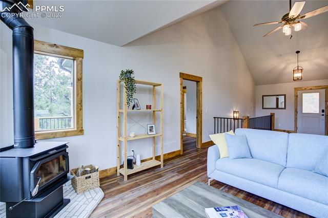 382 Valley Road Divide, CO 80814 - Photo 7 of 33 Gallery Image 7