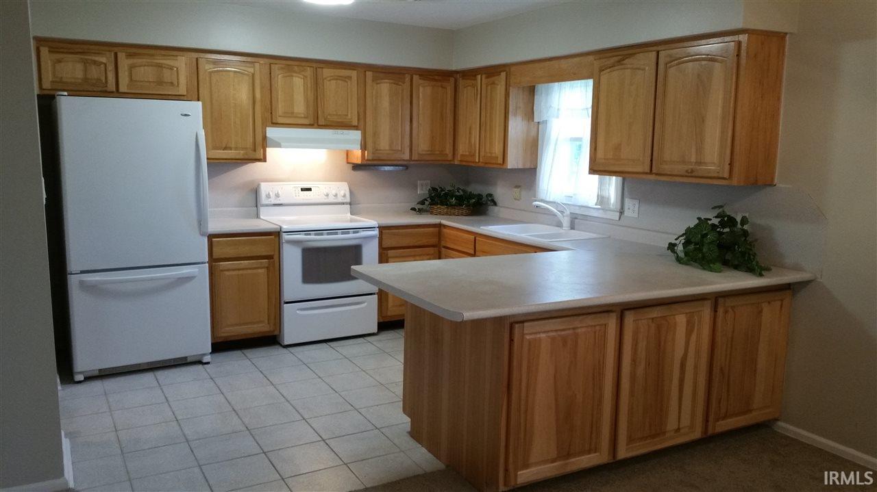 8606 Illinois Road Fort Wayne, IN 46804 - Photo 2 of 9