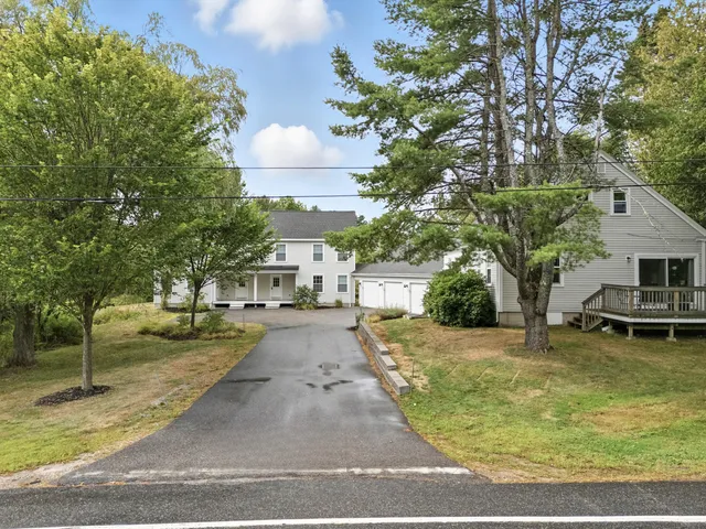 $948,000 | 9 Summer Street, Freeport, ME 04032