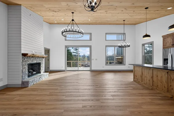 $589,000 | 76 Murray Hill Terrace, Hayesville, NC 28904
