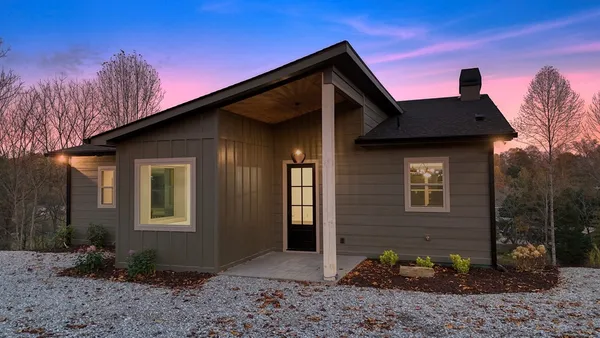 $589,000 | 76 Murray Hill Terrace, Hayesville, NC 28904