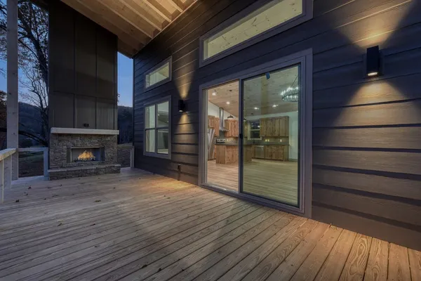 $589,000 | 76 Murray Hill Terrace, Hayesville, NC 28904