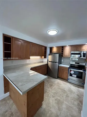 $2,750 | 1478 Northwest 1st Street, Unit 101, Miami, FL 33125