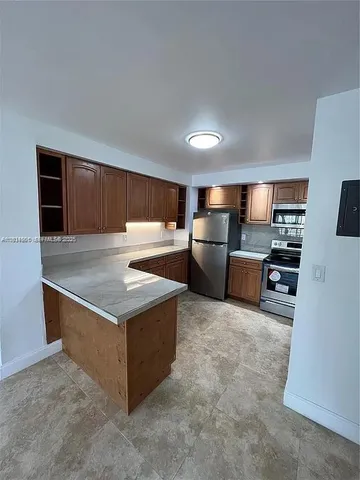 $2,750 | 1478 Northwest 1st Street, Unit 101, Miami, FL 33125