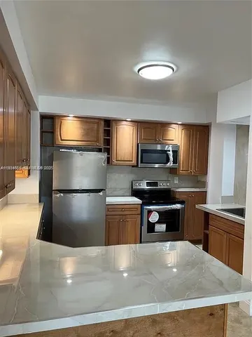 $2,750 | 1478 Northwest 1st Street, Unit 101, Miami, FL 33125