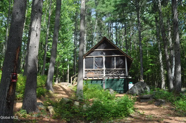 $214,900 | 118 Federal Flats Road, Minerva, NY 12857