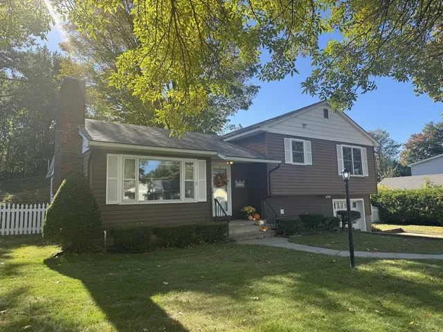 $469,000 | 112 Abnaki Avenue, Essex Junction, VT 05452