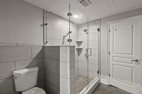 $3,195 | 1803 Broadway, Unit 108, Nashville, TN 37203