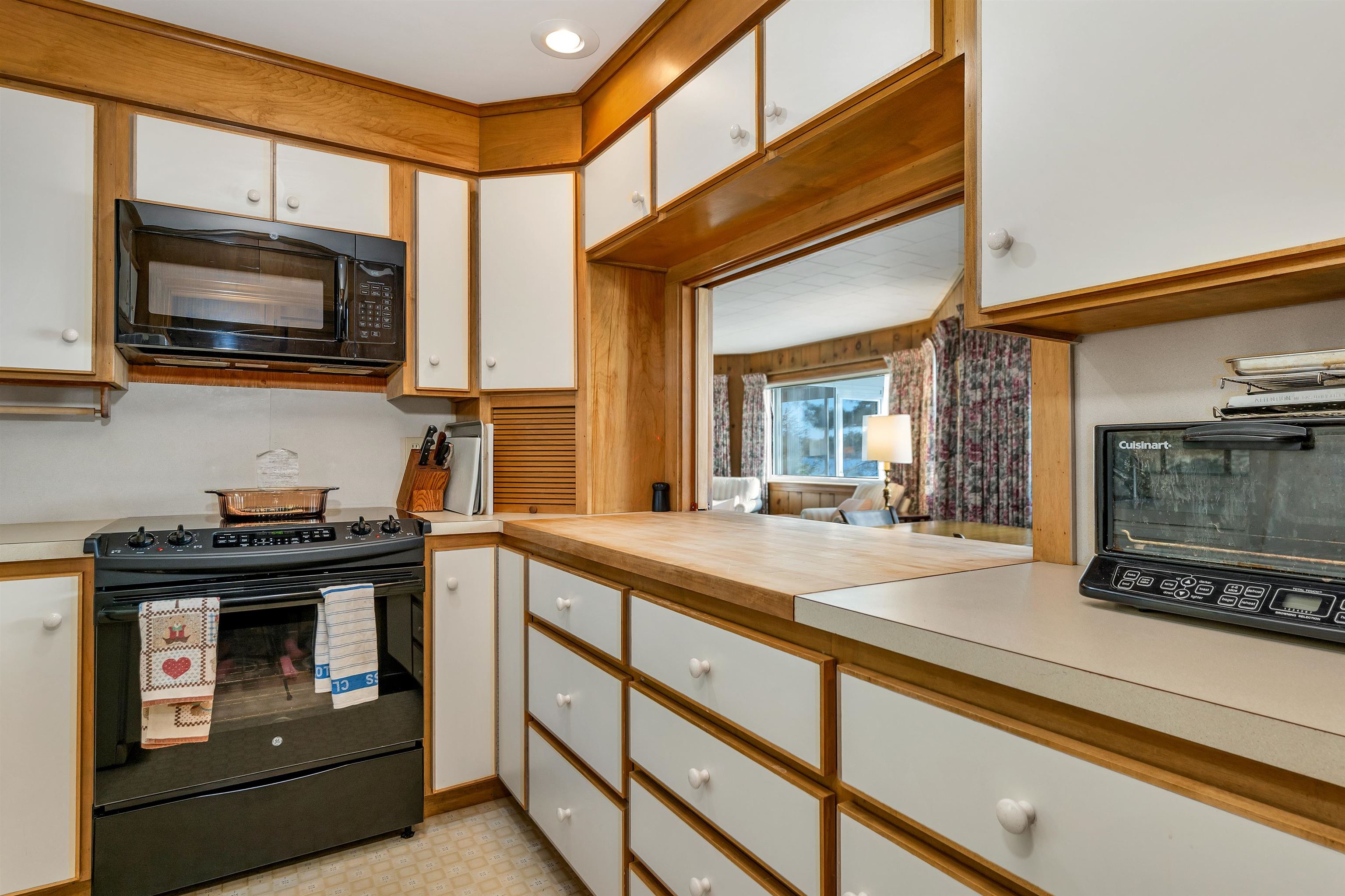 74 Keewaydin Road Wolfeboro, NH 03894 - Photo 32 of 58