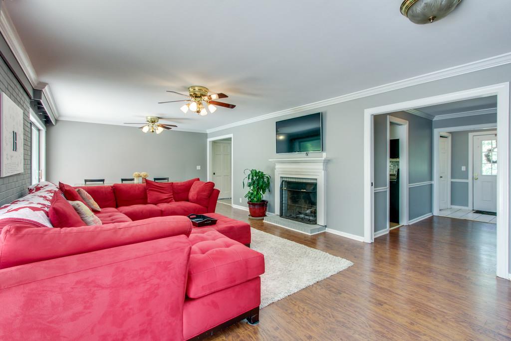 312 Lee Road Dickson, TN 37055 - Photo 4 of 29 Gallery Image 4