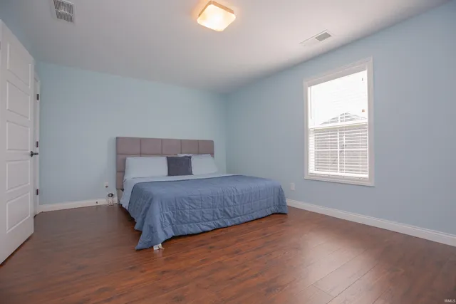 $615,000 | 3512 Udhe Court, Newburgh, IN 47630