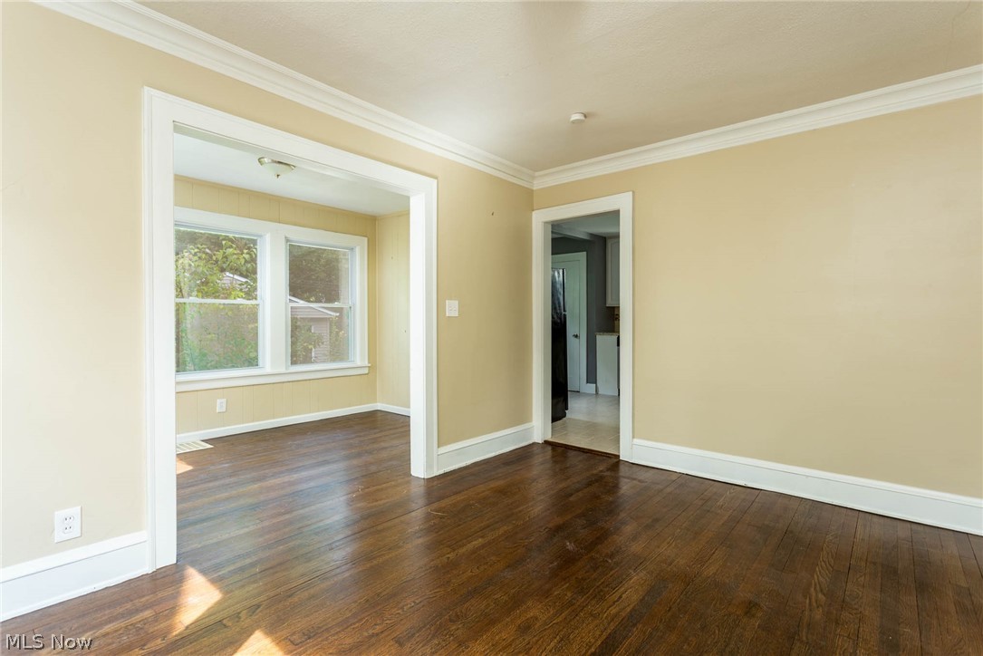 3478 Northcliffe Road Cleveland, OH 44118 - Photo 12 of 31
