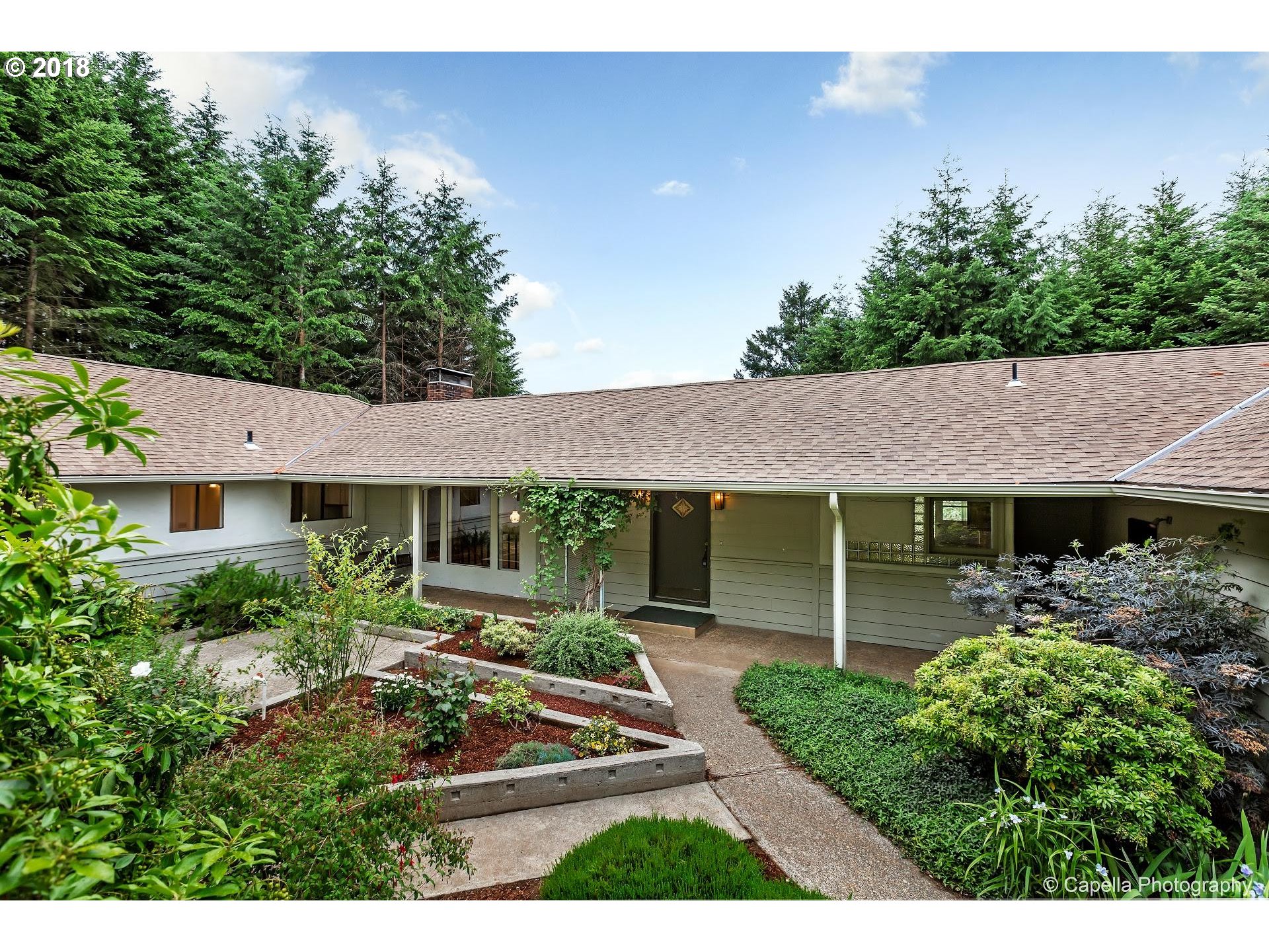22730 Southwest Chapman Road Sherwood, OR 97140 - Photo 2 of 32 Gallery Image 2