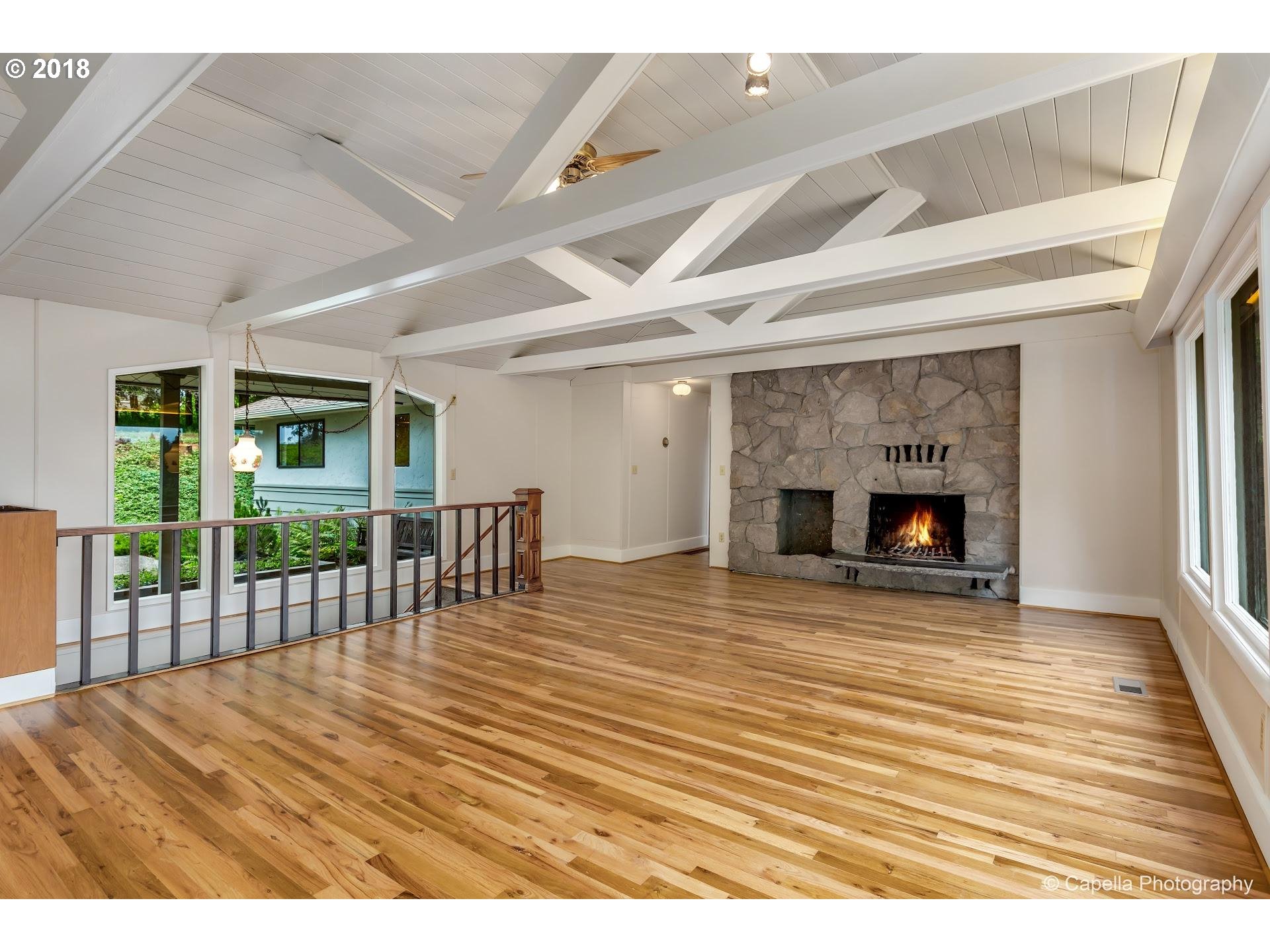 22730 Southwest Chapman Road Sherwood, OR 97140 - Photo 5 of 32 Gallery Image 5