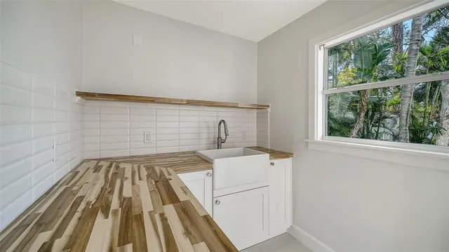 $2,750,000 | 4712 Higel Avenue, Sarasota, FL 34242