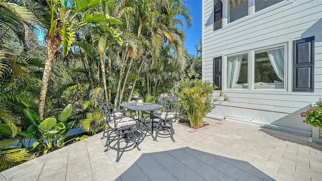 $2,750,000 | 4712 Higel Avenue, Sarasota, FL 34242