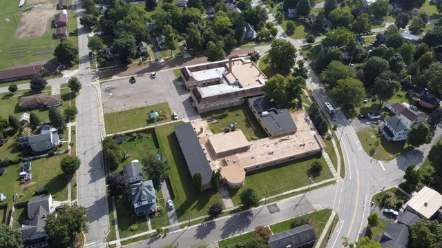 $450,000 | 410 City Road, Manchester, MI 48158