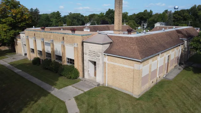 $450,000 | 410 City Road, Manchester, MI 48158