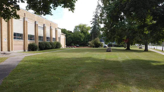 $450,000 | 410 City Road, Manchester, MI 48158