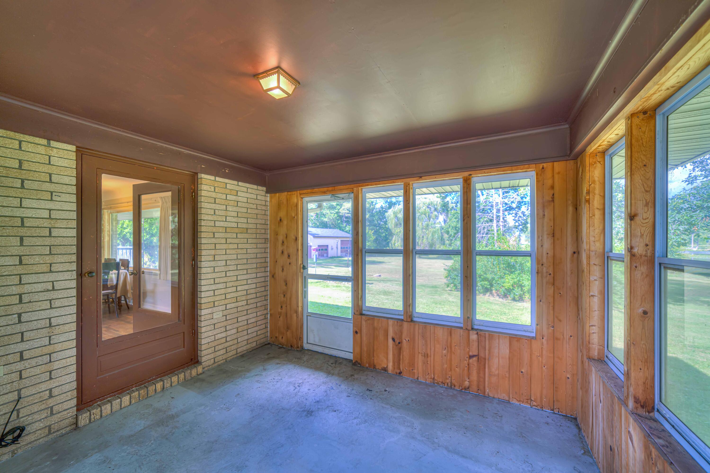 2460 West Kimmel Road Jackson, MI 49201 - Photo 13 of 22 2460 W Kimmel Rd 32