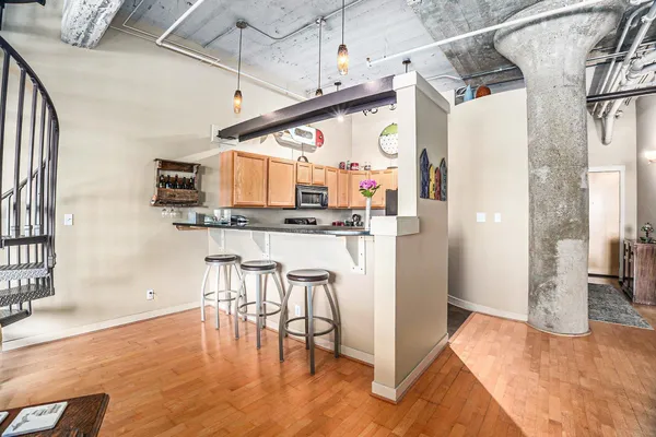 $649,000 | 105 West Danaher Street, Unit 201, Ludington, MI 49431