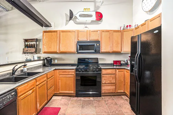 $699,000 | 105 West Danaher Street, Unit 201, Ludington, MI 49431