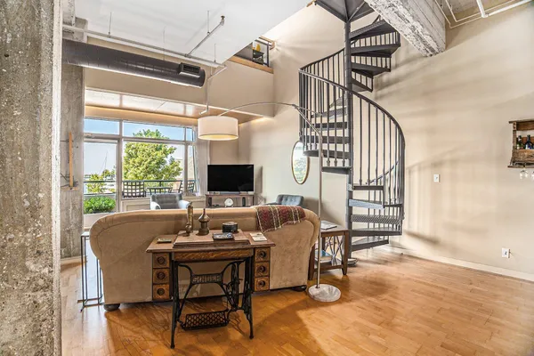 $649,000 | 105 West Danaher Street, Unit 201, Ludington, MI 49431