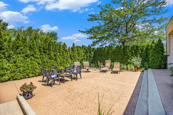 $649,000 | 105 West Danaher Street, Unit 201, Ludington, MI 49431