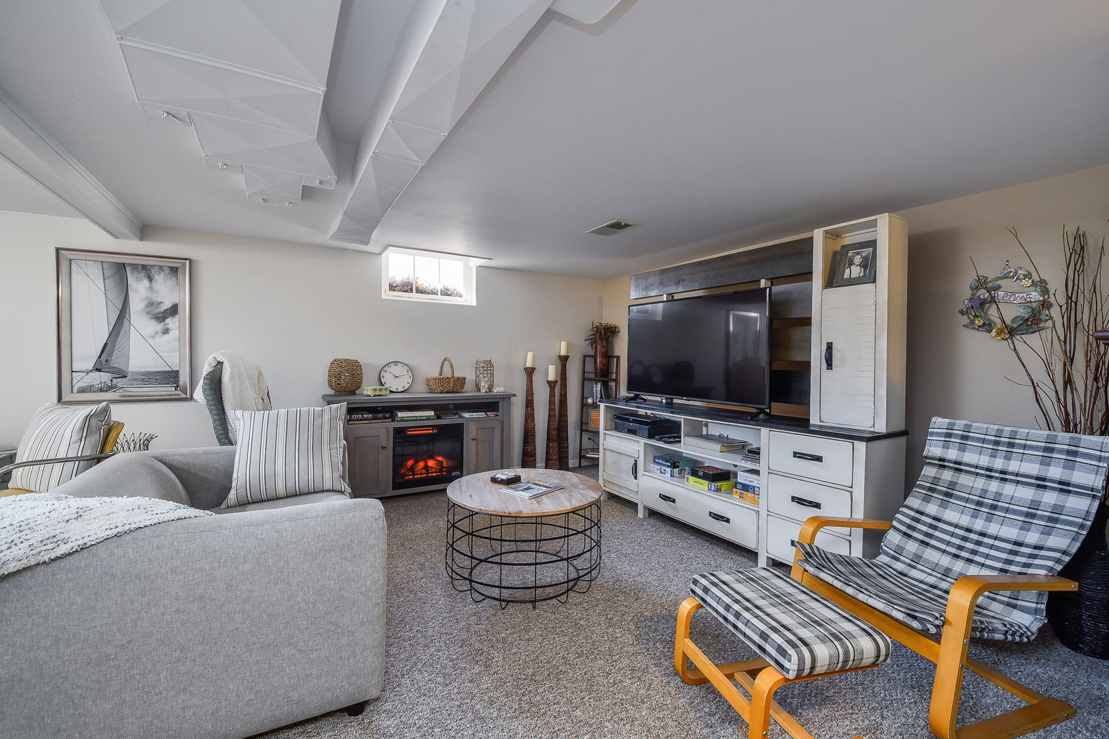 1031 North Spring Street Elgin, IL 60120 - Photo 20 of 28