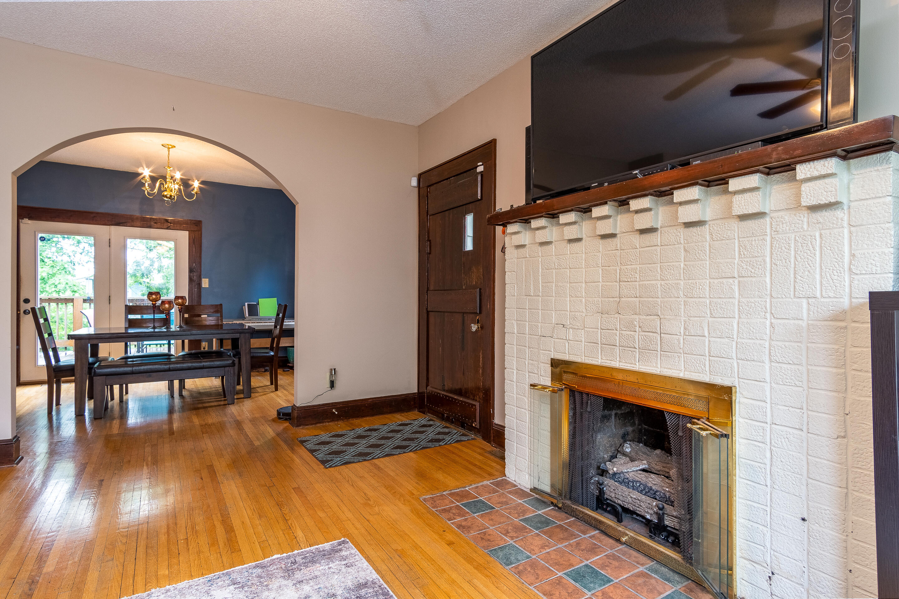 1709 Clifton Road Bristol, TN 37620 - Photo 8 of 42 interior-3