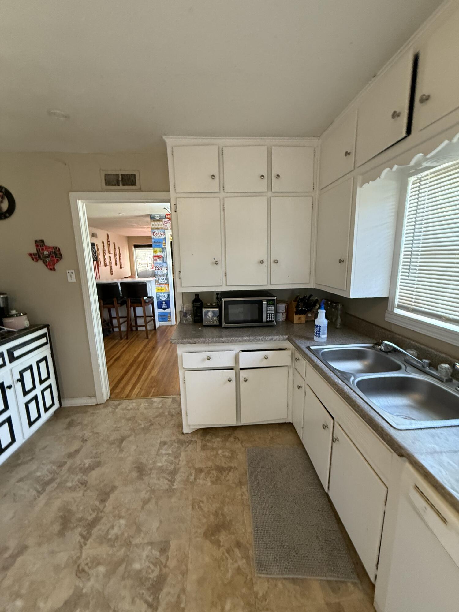 3601 33rd Street Lubbock, TX 79410 - Photo 12 of 48 tempImageq1o2MP