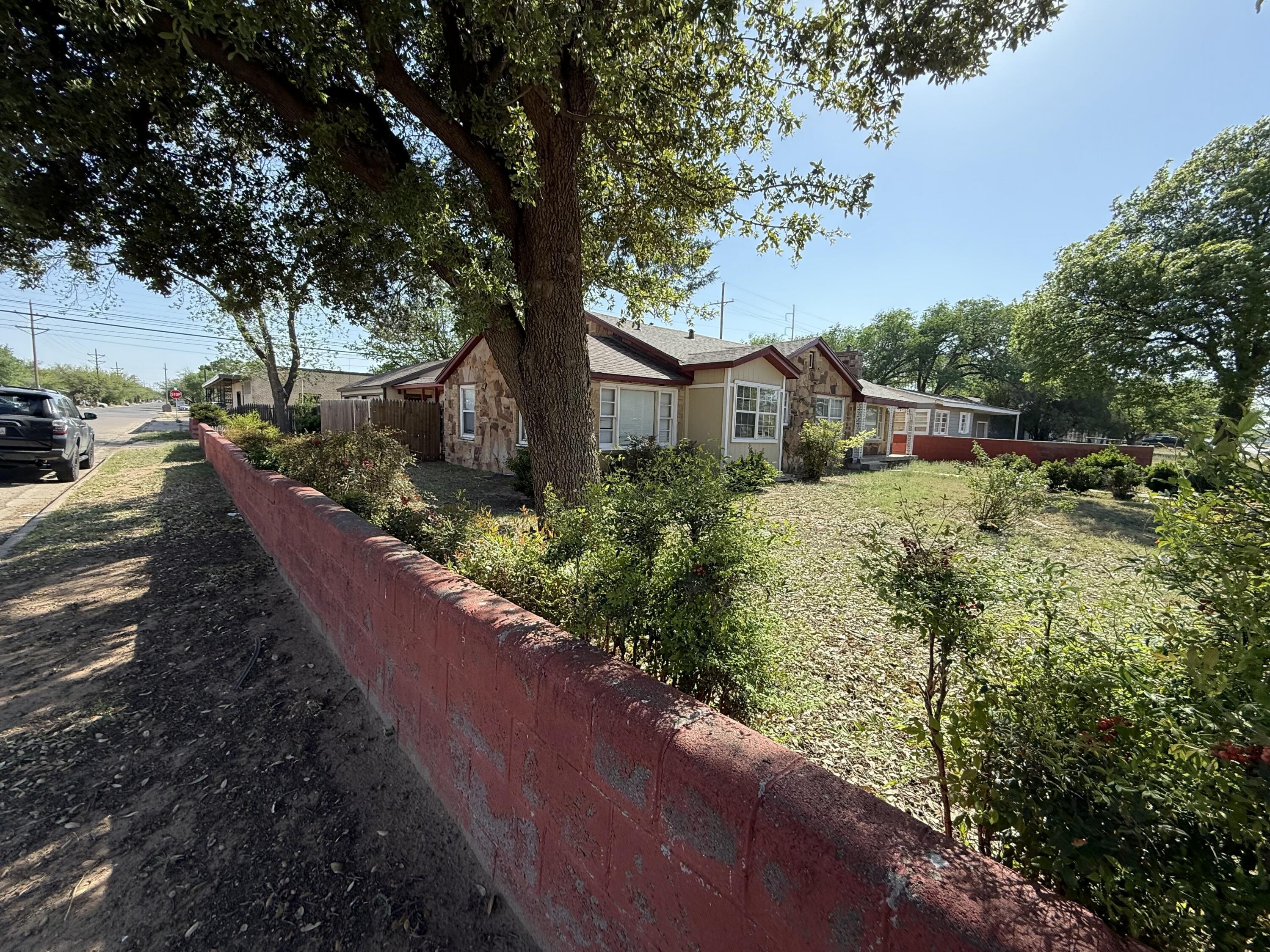 3601 33rd Street Lubbock, TX 79410 - Photo 3 of 48 tempImage9ifACW