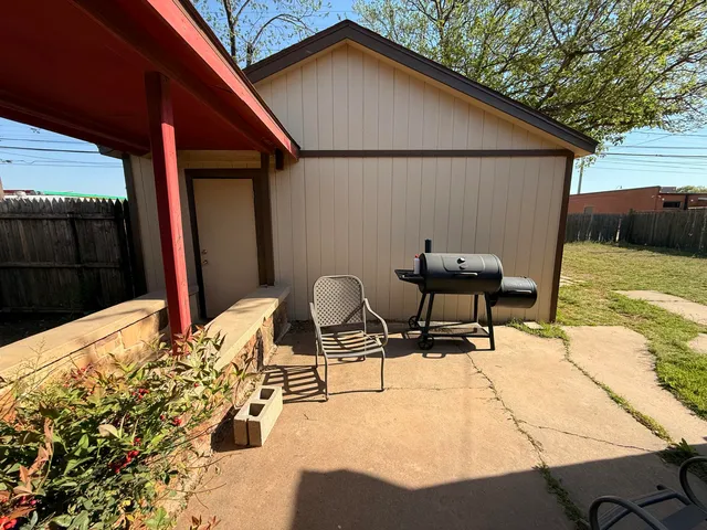 $215,000 | 3601 33rd Street, Lubbock, TX 79410