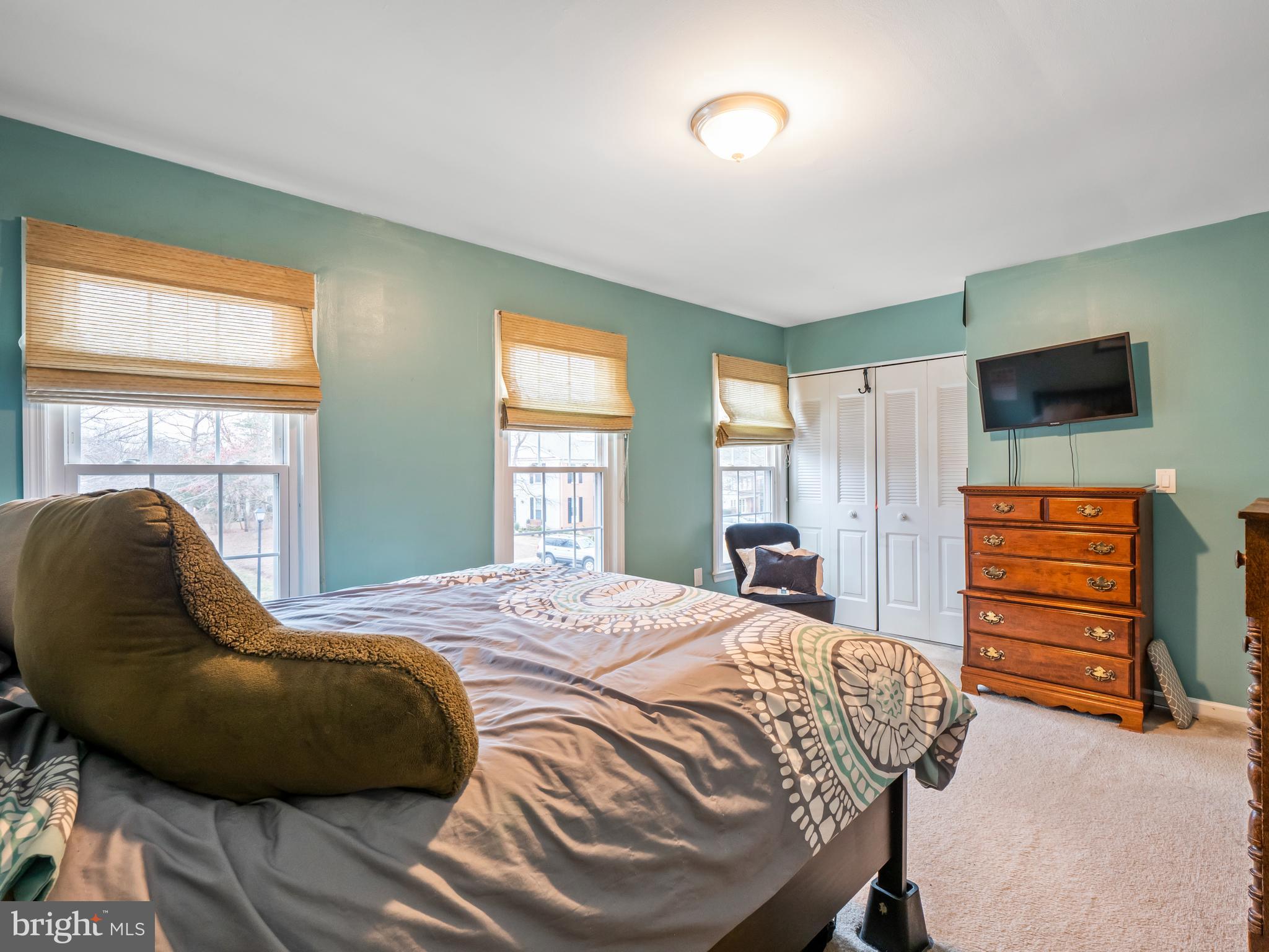 5706 Ridge View Drive Alexandria, VA 22310 - Photo 8 of 26 Gallery Image 8
