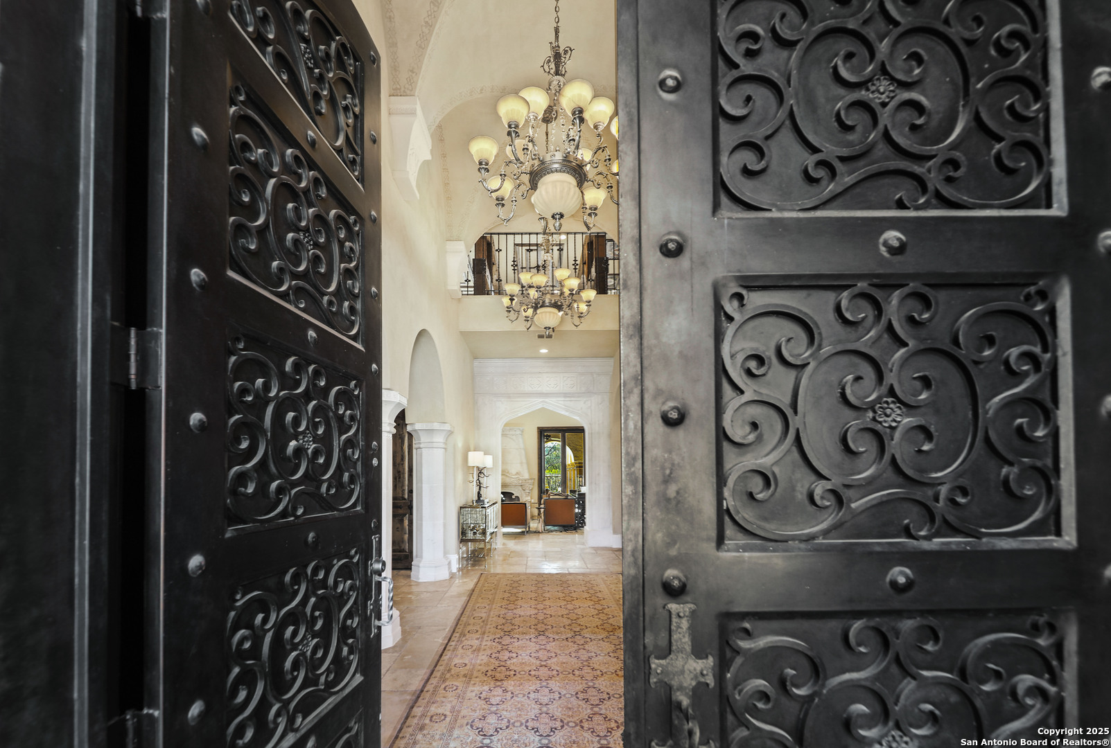 640 Terrell Road Terrell Hills, TX 78209 - Photo 6 of 34 a view of a entryway door of the house