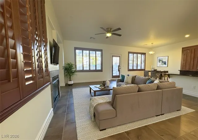 $2,148 | 6466 Aether Street, Las Vegas, NV 89148