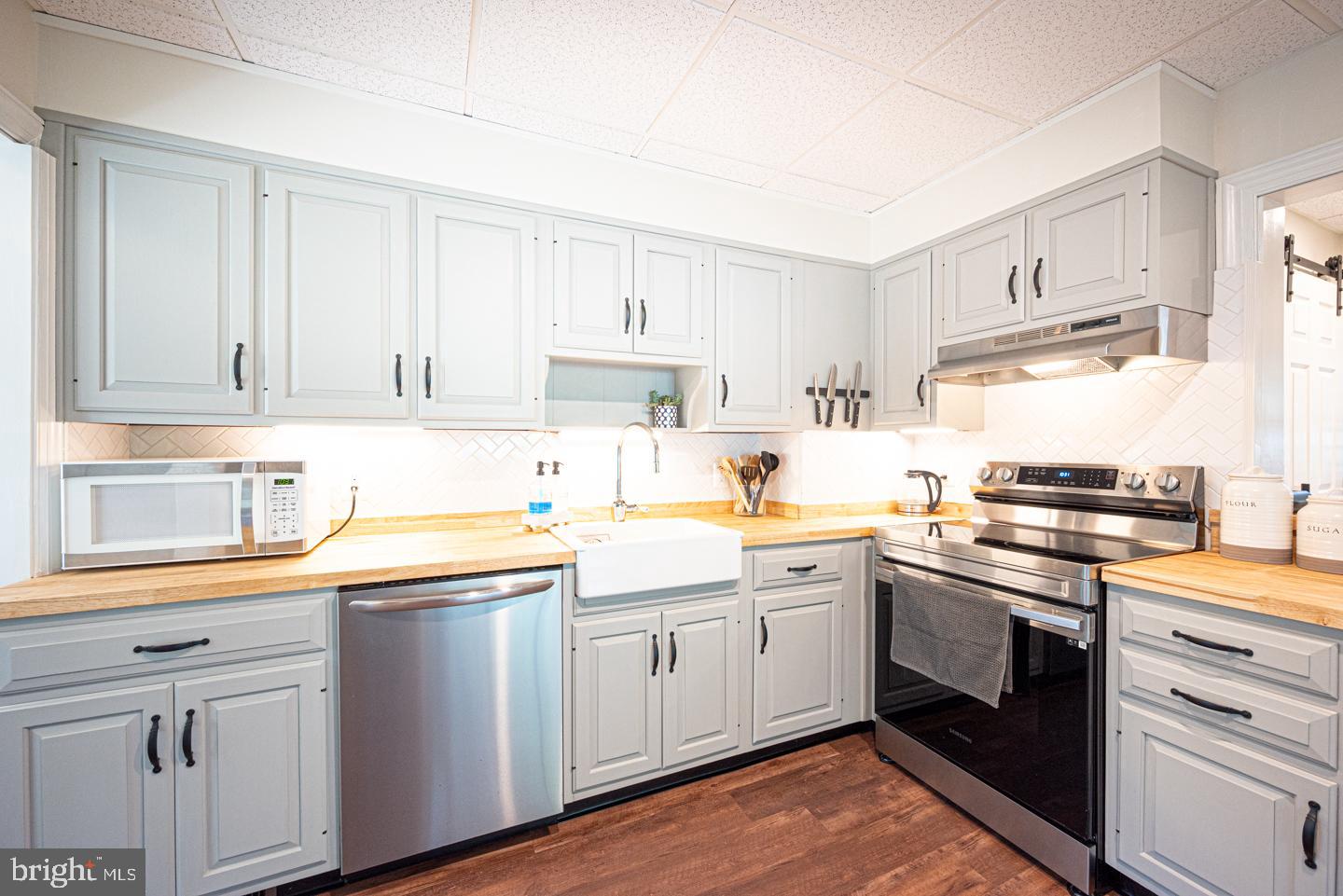 809 Green Lane Secane, PA 19018 - Photo 21 of 79