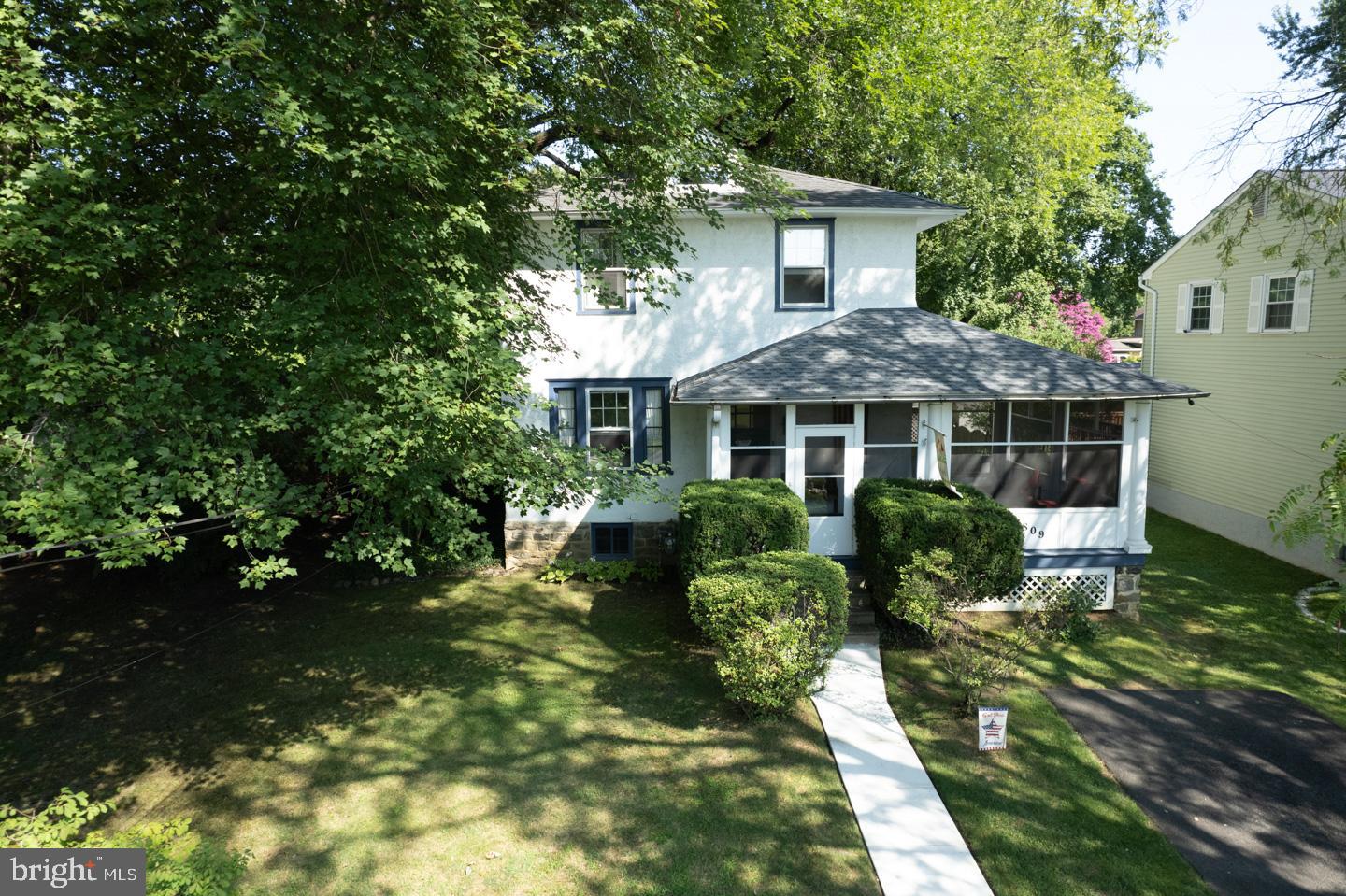 809 Green Lane Secane, PA 19018 - Photo 3 of 79