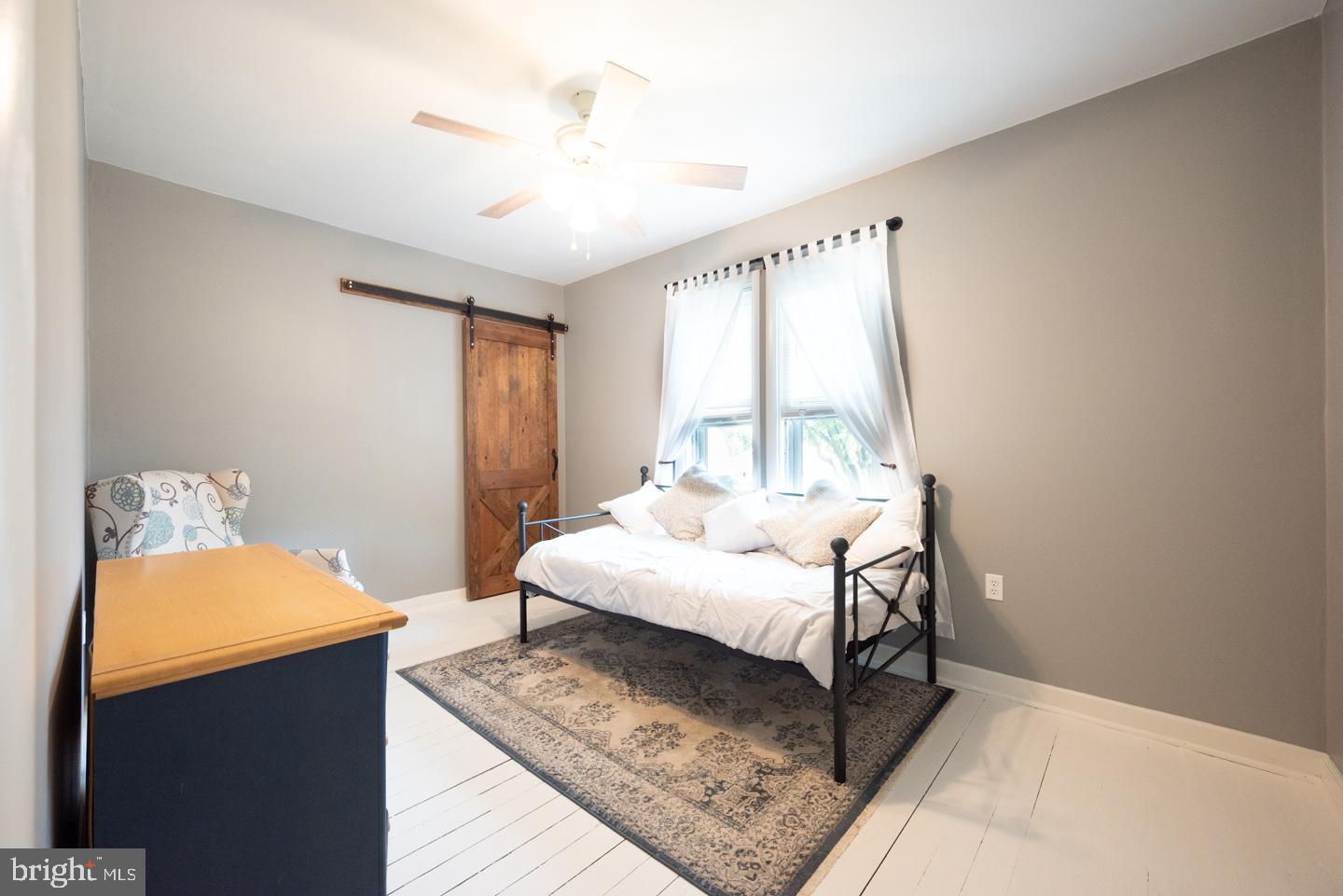 809 Green Lane Secane, PA 19018 - Photo 36 of 79