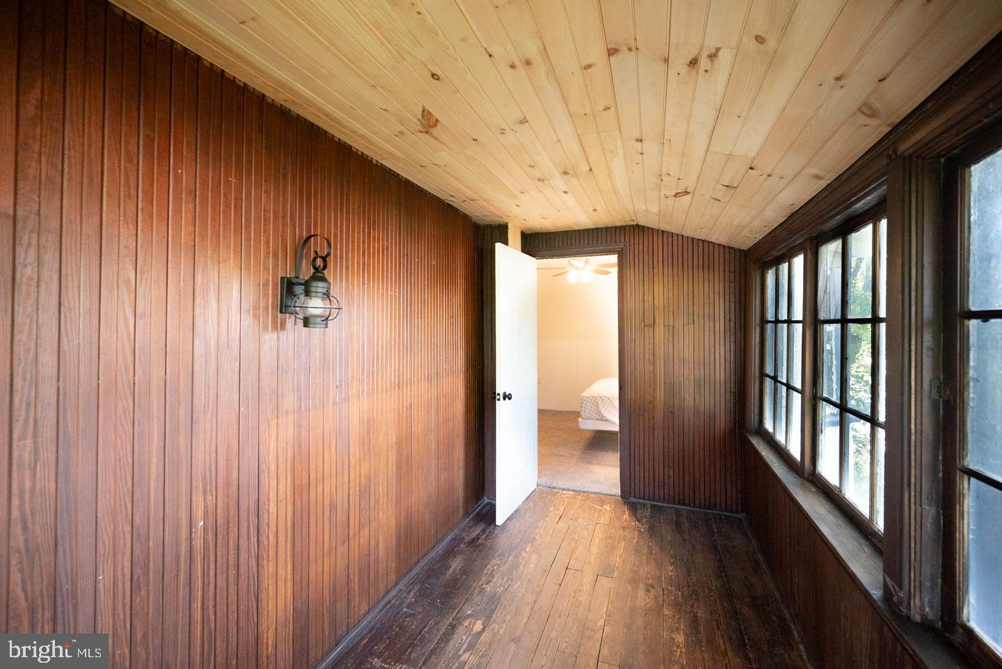 809 Green Lane Secane, PA 19018 - Photo 42 of 79