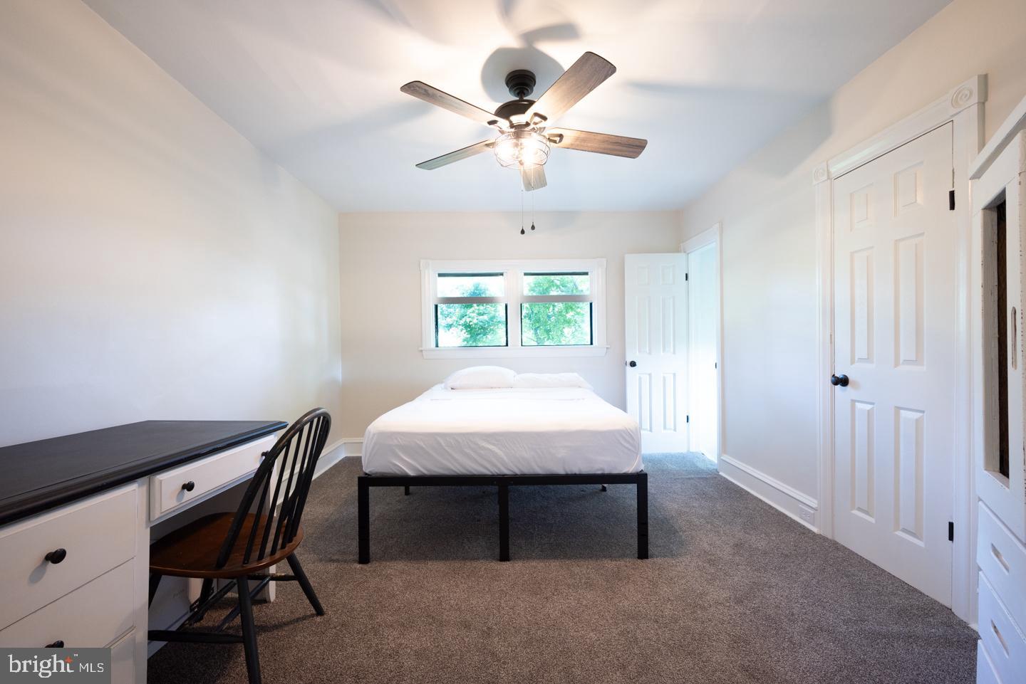 809 Green Lane Secane, PA 19018 - Photo 43 of 79