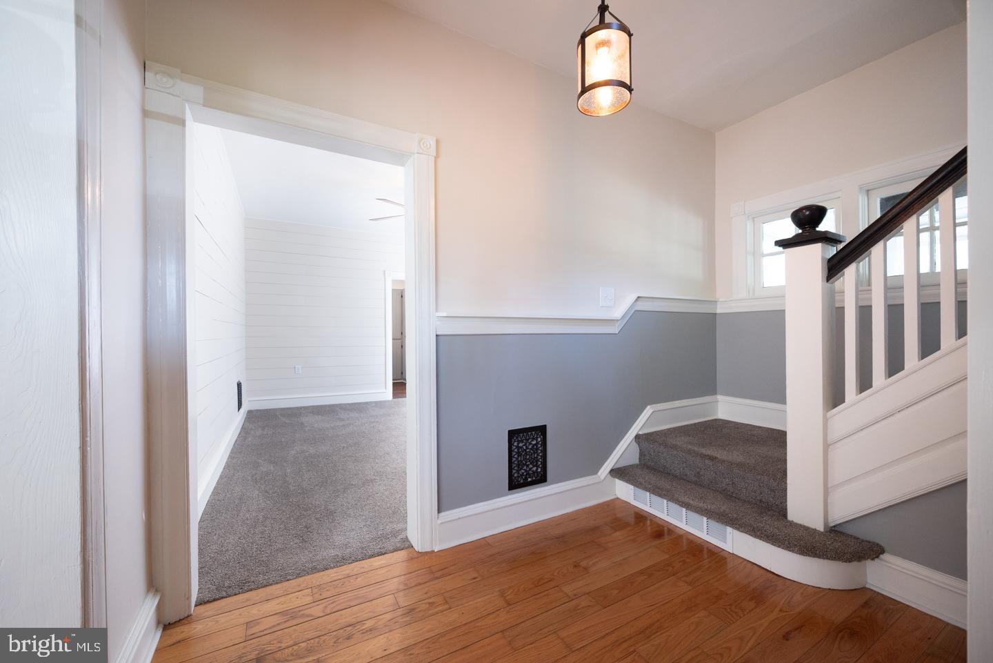 809 Green Lane Secane, PA 19018 - Photo 10 of 79