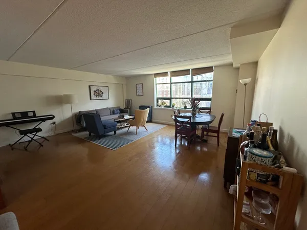 $4,700 | 108 Peterborough Street, Unit 7E, Boston, MA 02215