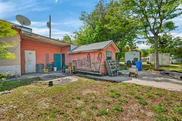 a view of house with outdoor space