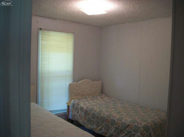 4064 Pierce Road Lapeer, MI 48446 - Photo 15 of 26 21178776-14.JPG
