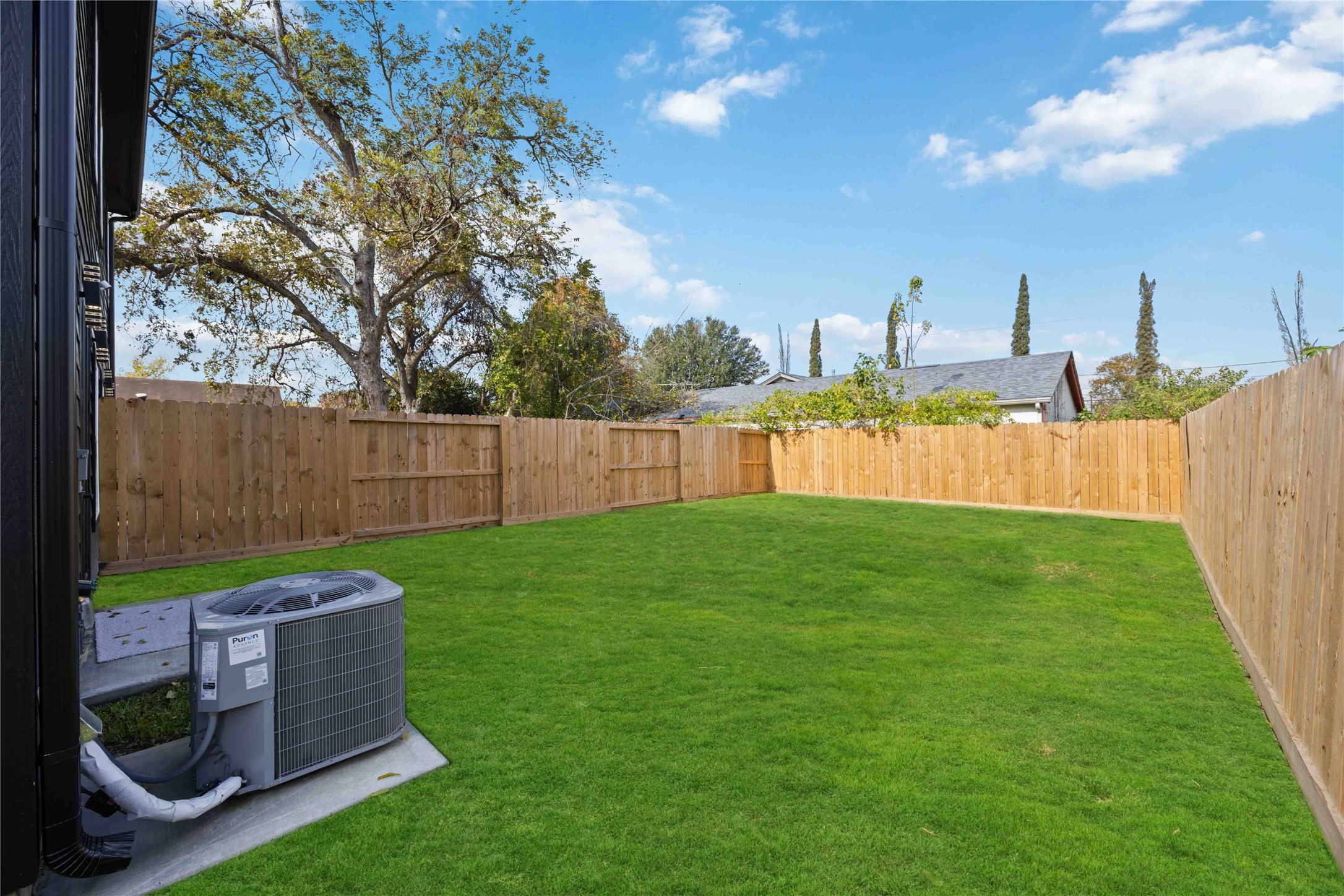 964 Lucky Street, Unit B Houston, TX 77088 - Photo 29 of 30