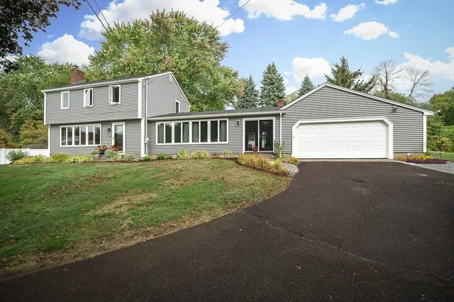 $874,900 | 60 Lakeman's Lane, Ipswich, MA 01938